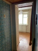 Продается квартира в населенном пункте Пушной, Мурманская область, площадью 41 кв. м, расположенная на 5 этаже пятиэтажного жилого дома.